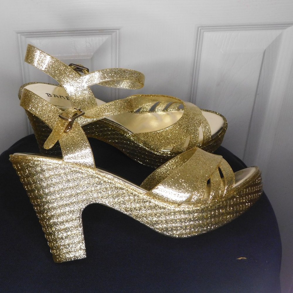 BamBoo Gold open top thick heel pumps